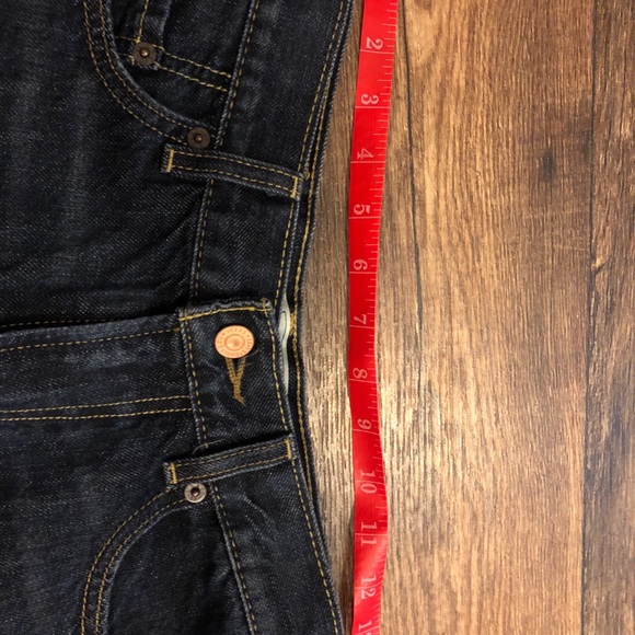 Levi cut offs - Picture 5 of 8